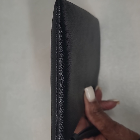 Coach Pebble Black Wristlet - Picture 10 of 12